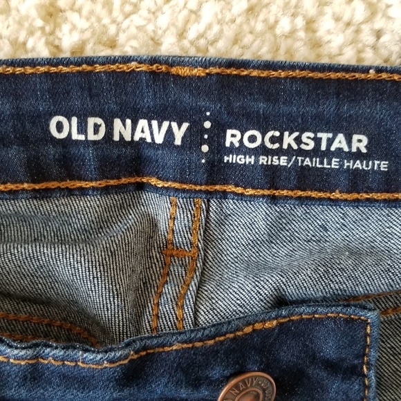 Old Navy Skinny Jeans - Picture 4 of 5